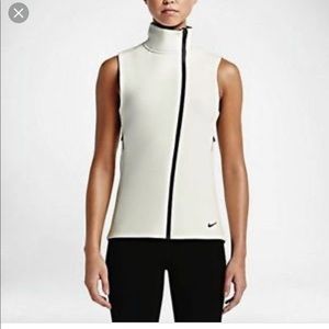 Nike ThermaVest